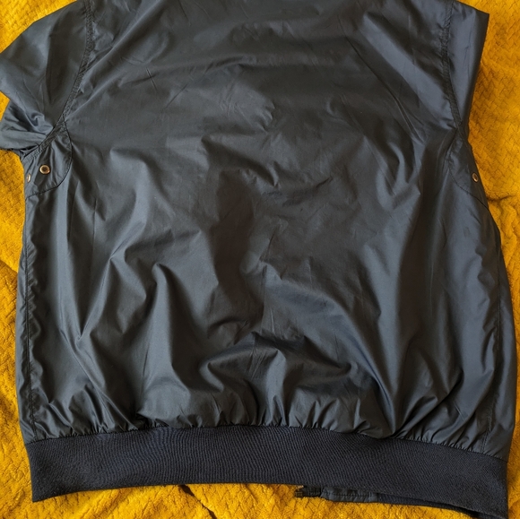 Peter Millar zip up wind breaker/coat size M - Picture 11 of 11